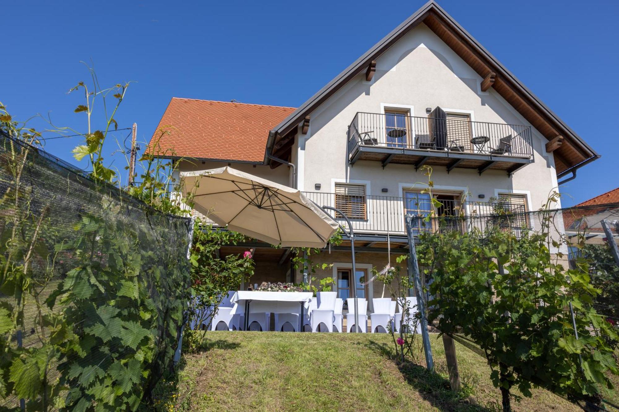Winzerzimmer Scharl Sankt Anna am Aigen ภายนอก รูปภาพ