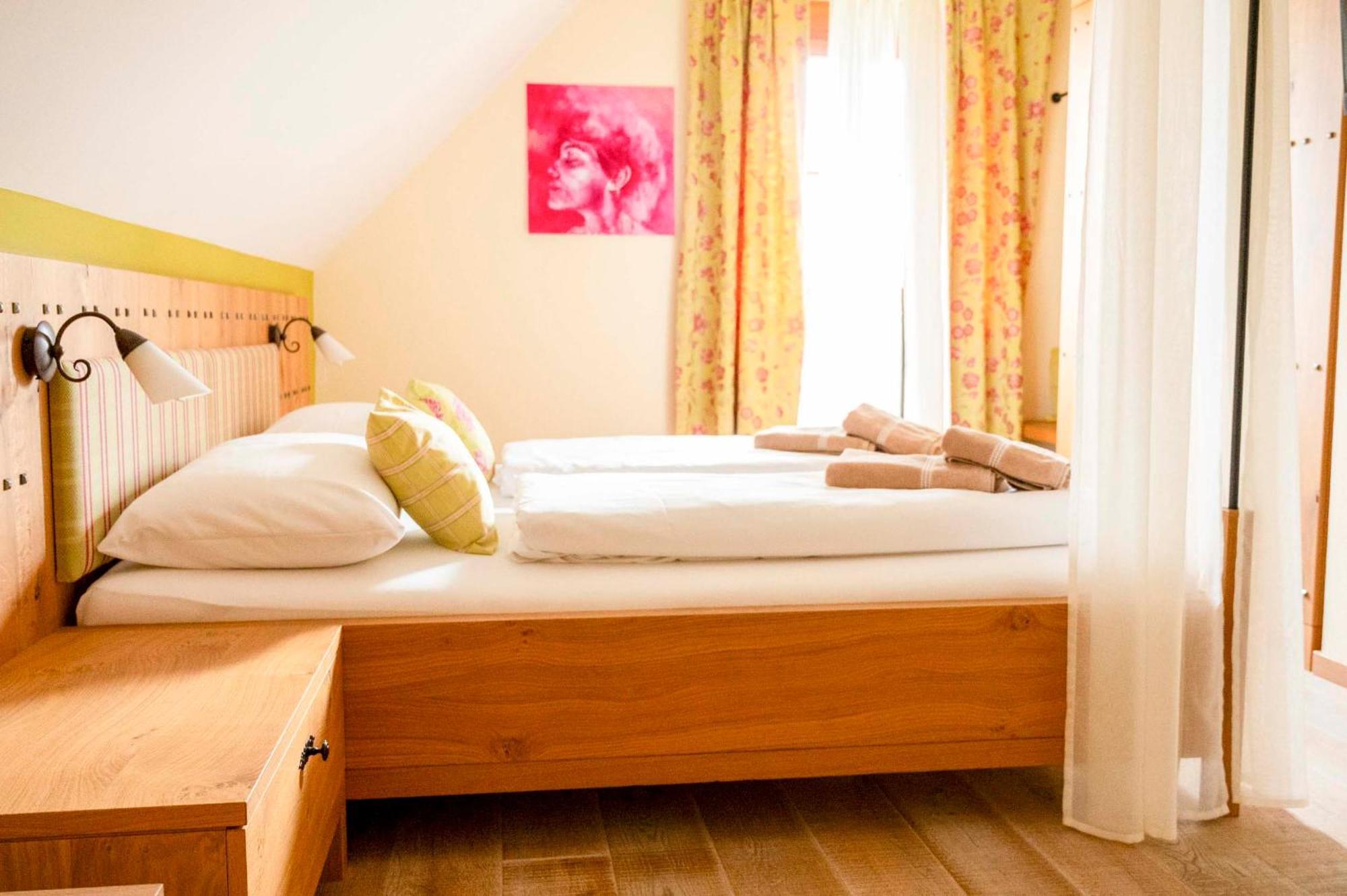 Winzerzimmer Scharl Sankt Anna am Aigen ภายนอก รูปภาพ